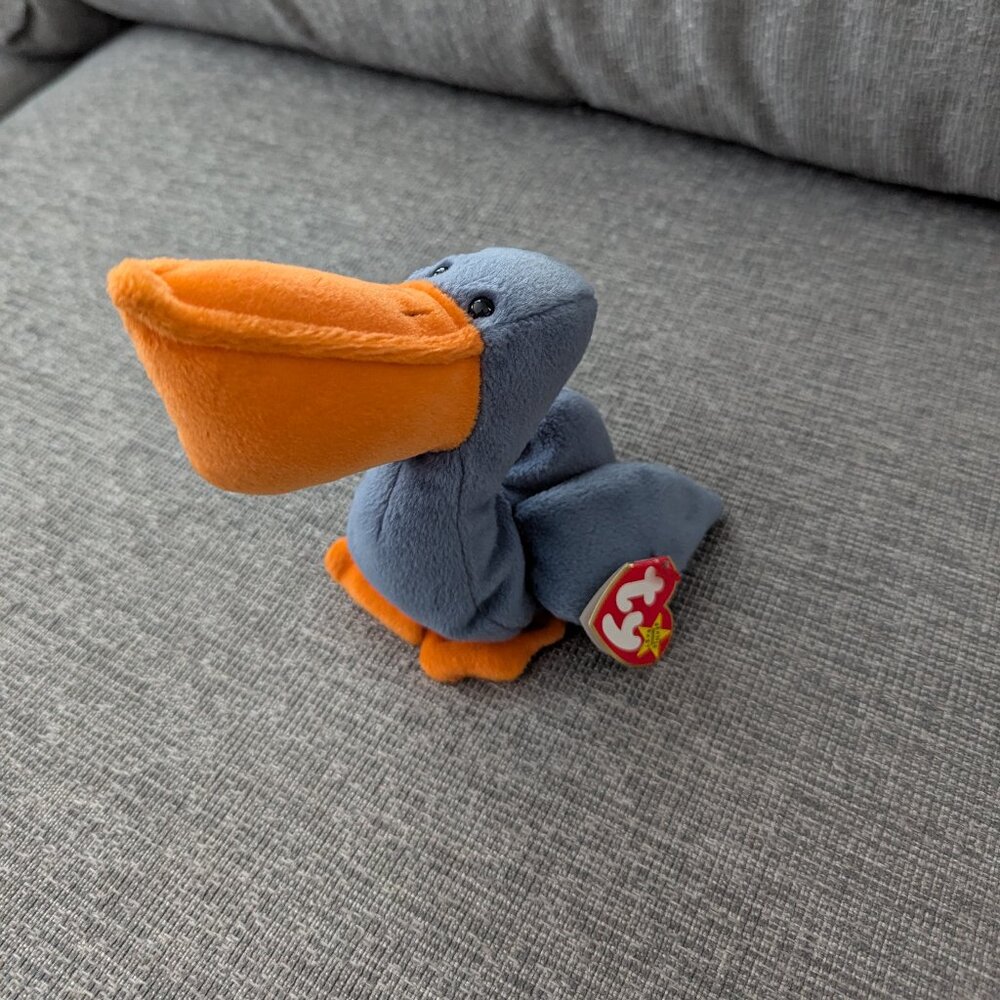 Scoop the Pelican Bird 1996 Ty Beanie Baby Toy - Original Tag - ERRORS - Retired